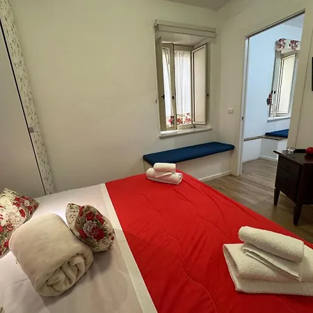 Donna Mariella Tatil Evi Napoli